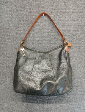 FOSSIL Embossed Floral Leather Hobo Shoulder Bag #75082 in Black EUC